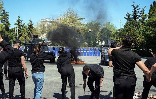 Aksiyon filmlerini aratmayan Çevik Kuvvet tatbikatı