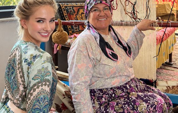 Halı tarlaları doğal stüdyo oldu