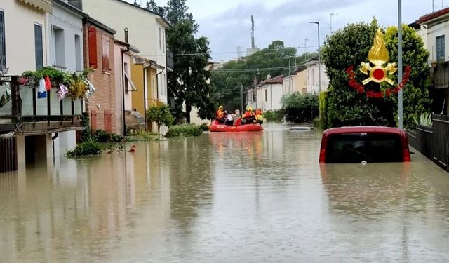 İtalya sel felaketiyle mücadele ediyor! Hükümet 'felaket durumu' ilan etti