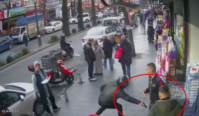 İstanbul'da silahlı saldırı kamerada: Yanlış adamı vurmuş