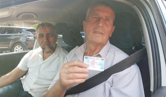 8 dosya yakan 73 yaşındaki sürücü ehliyetini 30. denemesinde aldı!
