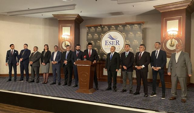 DEVA Partisi'nde peş peşe istifalar: İstanbul'daki 13 ilçe başkanı görevini bıraktı...