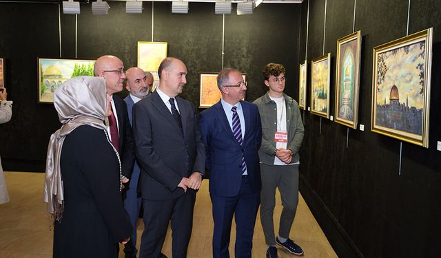 ‘Kudüs, Taşlar ve Kuşlar’ sergisi Dolmabahçe Sanat Galerisi'nde açıldı