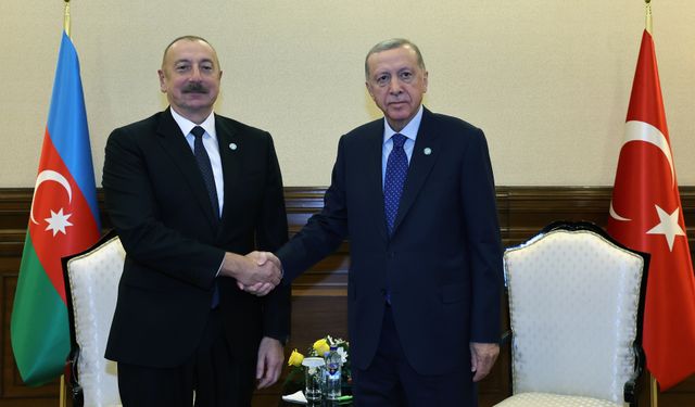 Cumhurbaşkanı Erdoğan, Cumhurbaşkanı Aliyev ile bir araya geldi