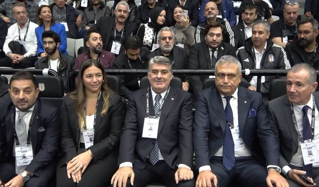 Beşiktaş Başkan Adayı Serdal Adalı, alkışlarla karşılandı