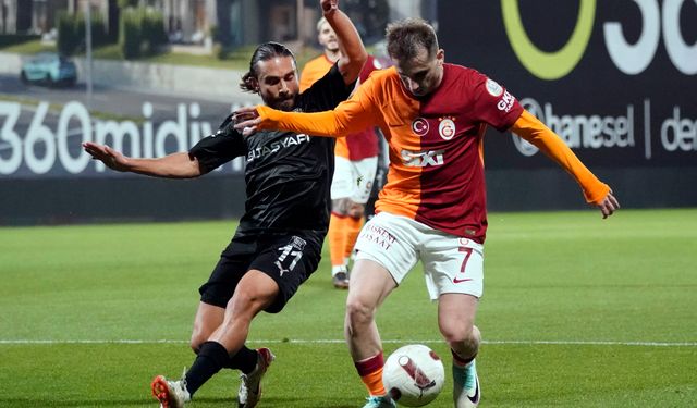 Pendikspor - Galatasaray maçında elektrikler gitti