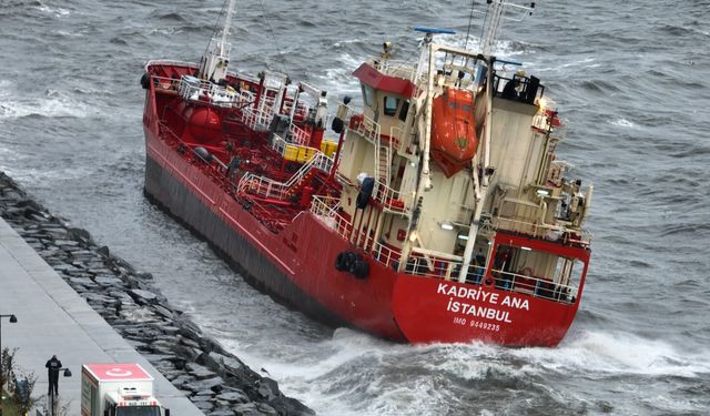 Uzman kaptan yanıtladı: "İstanbul'da lodosta gemiler ne yapmalı"