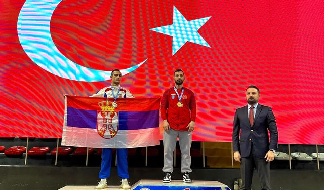 Sporcular, Wushu Kung-fu Avrupa Şampiyonası'ndan madalya ile döndü 