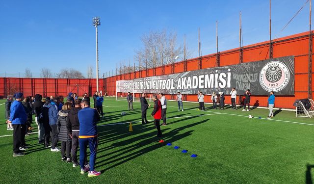 Futbol Gelişim Projesi 4 ayda 500 bine yakın öğrenciye ulaştı