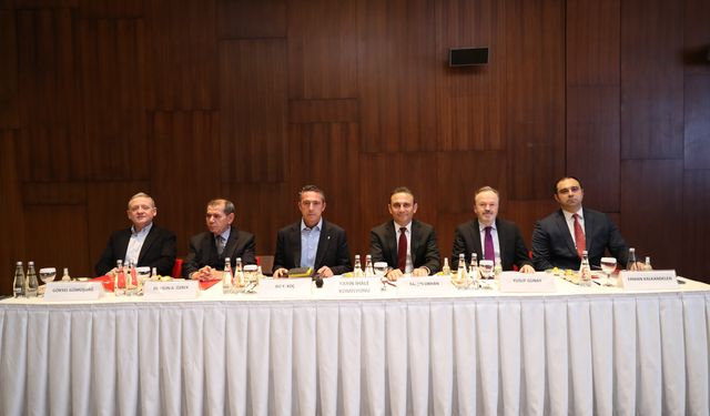 Yayın İhale Komisyonu, teklifleri değerlendirmek üzere Riva'da toplandı
