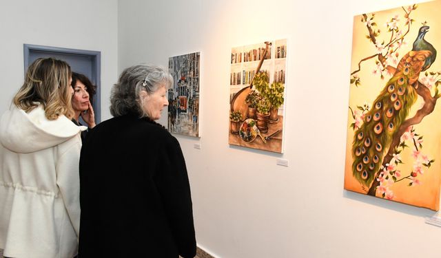 Küçükçekmece Sanat Atölyeleri Buluşmaları sergisi Sefaköy Galeri Küp'te ziyarete açıldı