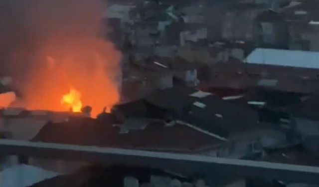 Ortaköy'de ahşap binada yangın