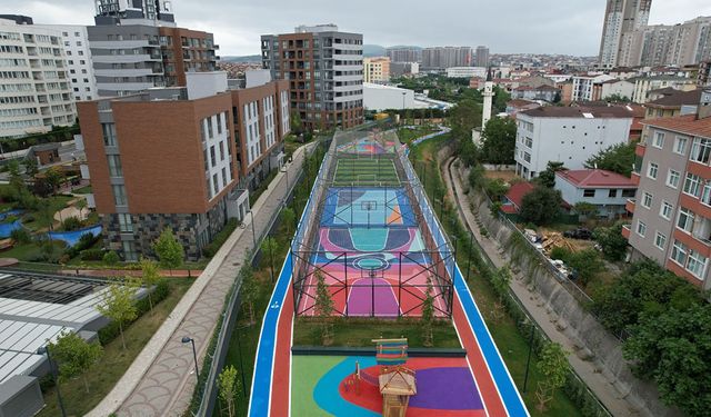 Ümraniye’de bölge parkı ve çocuk oyun sokağı açıldı