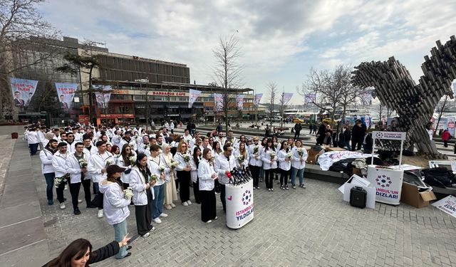 Trafikte bekleyenler için gösteri yaparak gündem olmuşlardı: Murat Kurum'a tam destek verdiler