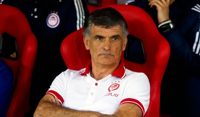 Olympiakos, Teknik Direktör Mendilibar'ın sözleşmesini uzattı