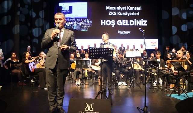 Zeytinburnu Kültür Sanat 15. dönem kursiyerlerini mezun etti