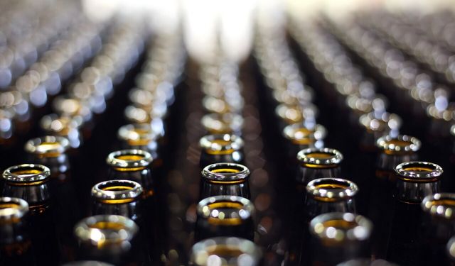 Cam şişelerde mikroplastik oranı daha yüksek çıktı