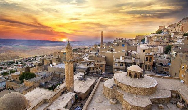 Sinem Ünsal: Midyat'ın tarihi dokusu hikayemize çok şey katıyor