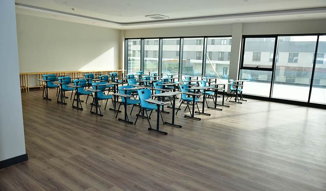 Kullanılmayan makam odası dersliğe dönüştürüldü