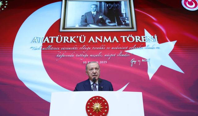 ''Cepheleşmenin en büyük mağduru Atatürk'ün hatırası ve eserleri''