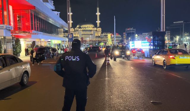 Beyoğlu'nda 'Huzur İstanbul' denetimi