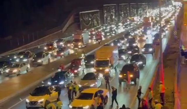 Maltepe’de kazaya müdahale eden trafik polisine motosiklet çarptı