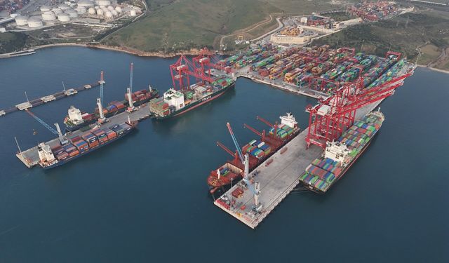 "Kasım ayında limanlarımızda elleçlenen yük miktarı 46 milyon 863 bin 236 ton olarak gerçekleşti"