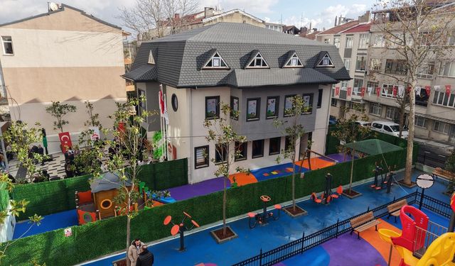 Gaziosmanpaşa Belediyesi tarafından yapılan Çocuk Etkinlik ve Aile Sağlığı Merkezi hizmete açıldı