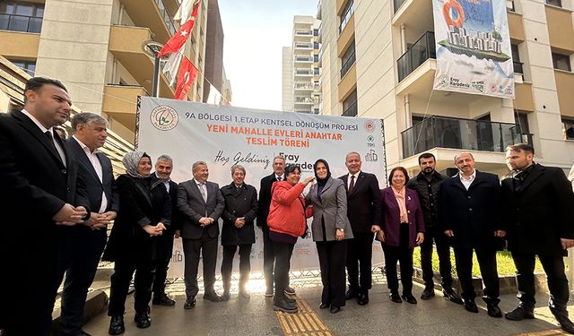 Gaziosmanpaşa’daki Yeni Mahalle Evleri Konutları sahiplerine teslim edildi