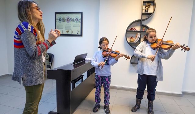 Ümraniye Müzik Akademisi eğitimlerine aralıksız devam ediyor
