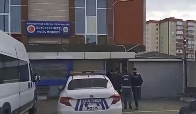 Büyükçekmece’de motosiklet hırsızları gözaltına alındı