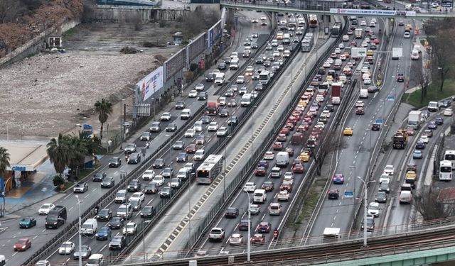İstanbul’da trafikte yoğun saatler