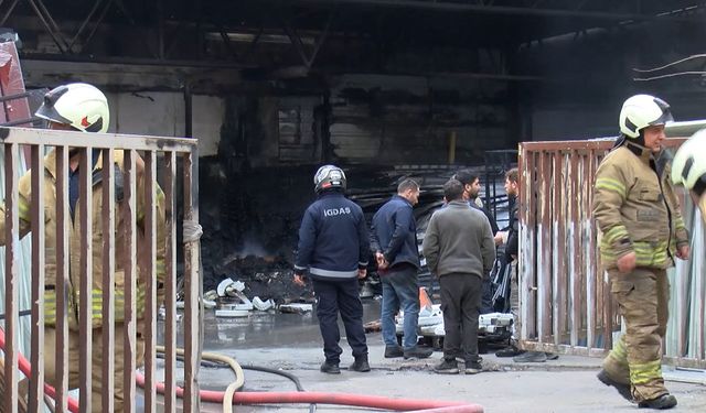 İstanbul Sultanbeyli’de korkutan yangın