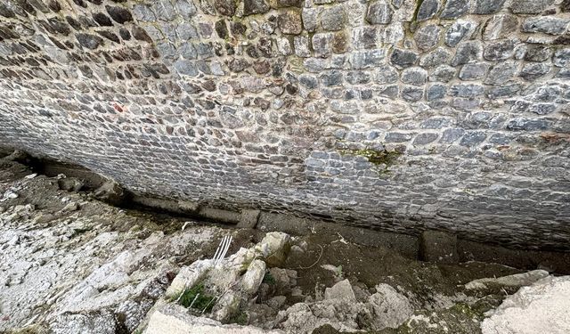 Trabzon'da zeminin 8 metre altından ‘dere limanı' çıktı