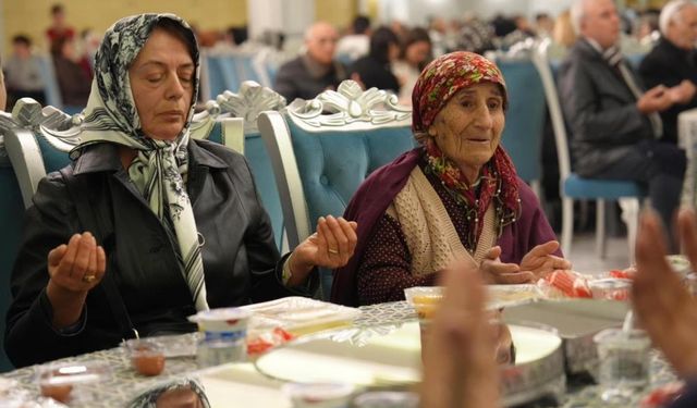 Ataşehir'de toplu iftar sofraları düzenlenecek