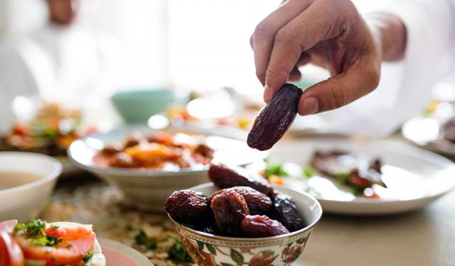 Uzman isimlerden iftarda 30 dakika uyarısı