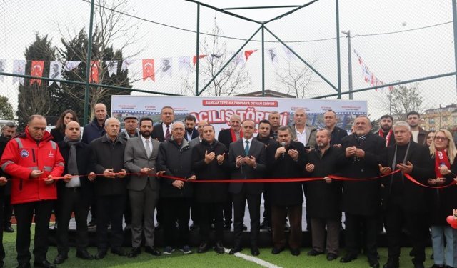 Sancaktepe'de üç yeni park törenle açıldı