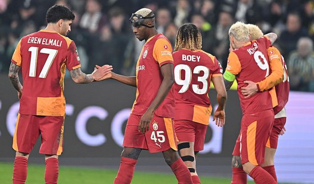 Osimhen Galatasaray tarihine yazıldı