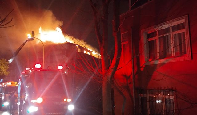 Üsküdar'da yangın paniği