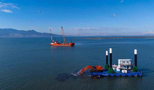 Körfez’den 1 milyon ton çamur çıkarıldı