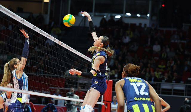 Fenerbahçe, Şampiyonlar Ligi'ne altın setle veda etti