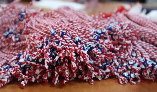 Marteniçka nedir, ne zaman takılır?