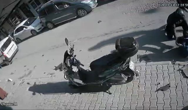 Esenler'de yine aynı noktada kaza