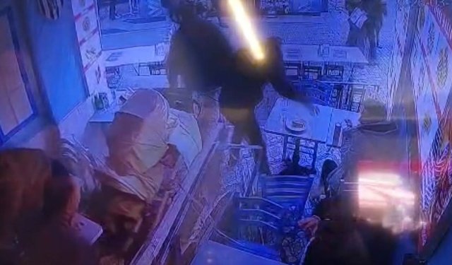 Beşiktaş’ta balıkçıda kabus: Tavan çöktü