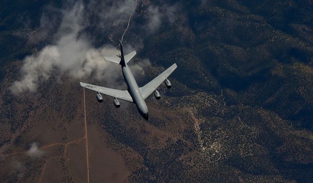 ABD’ye ait yakıt ikmal uçağı Irak’ta düştü