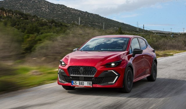 Renault liderliğe ilk çeyrekte de devam etti!..