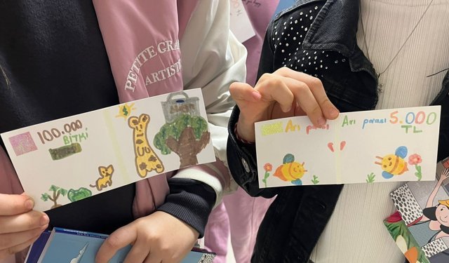 Çocuklar 23 Nisan’ı İş Sanat’ta kutluyor