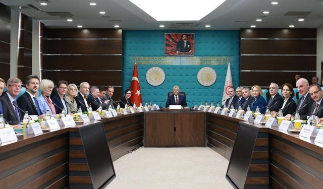 Bakan Bolat: AB ile ticaretimiz 233 milyar dolara ulaştı