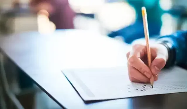 Yurt Dışından Öğrenci Kabul Sınavı pazar günü yapılacak