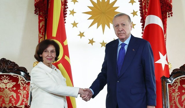 Erdoğan, Kuzey Makedonya Cumhurbaşkanı ile görüştü